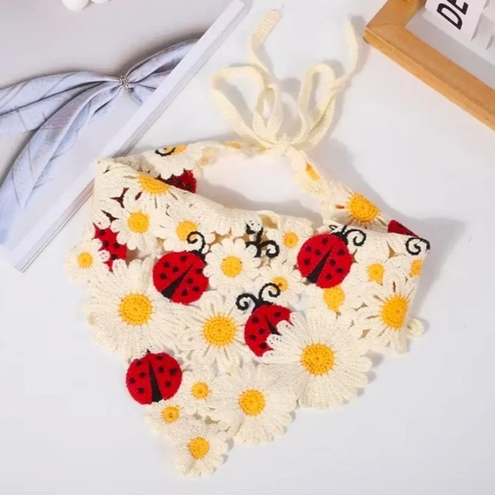 🔹️NWT Crochet Knit Ladybug & Daisy Triangle Hair Bandana